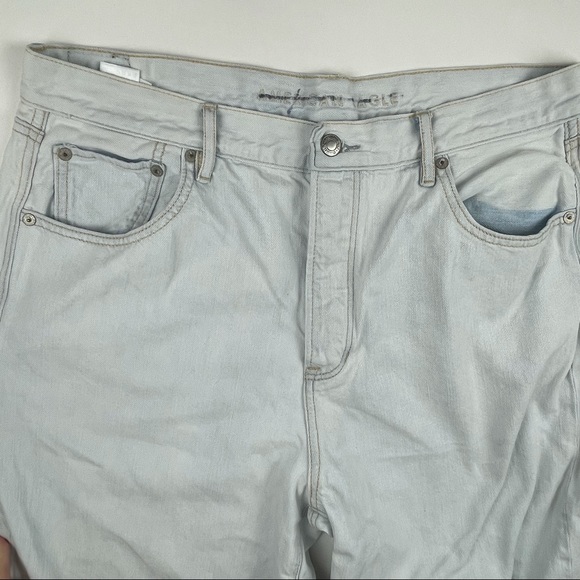 American Eagle Light Wash Cropped Wide Leg Jeans - Picture 2 of 13